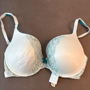 Body by Victoria Perfect Shape Lace Bra